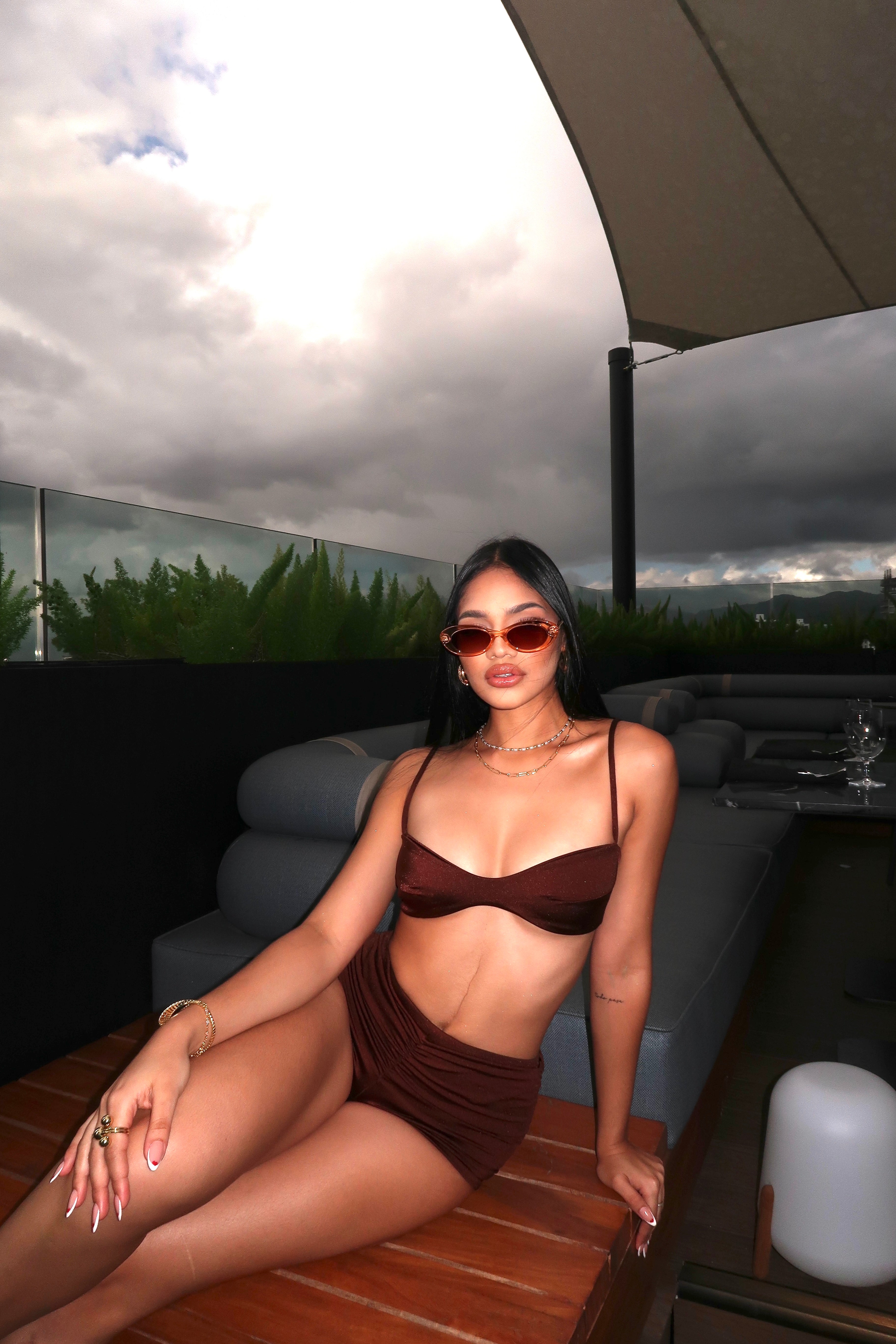belle the label top