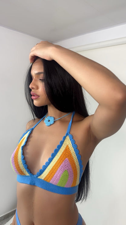 blue flower neckleace