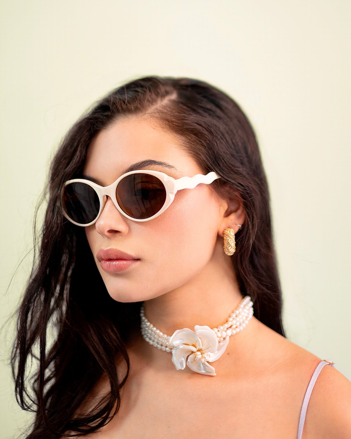 pear flower neckleace